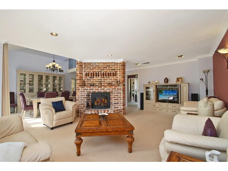 24 Anne William Drive, West Pennant Hills NSW 2125