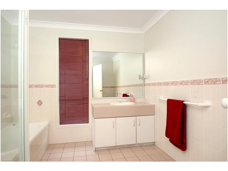 27 Perkins Drive, Kellyville NSW 2155