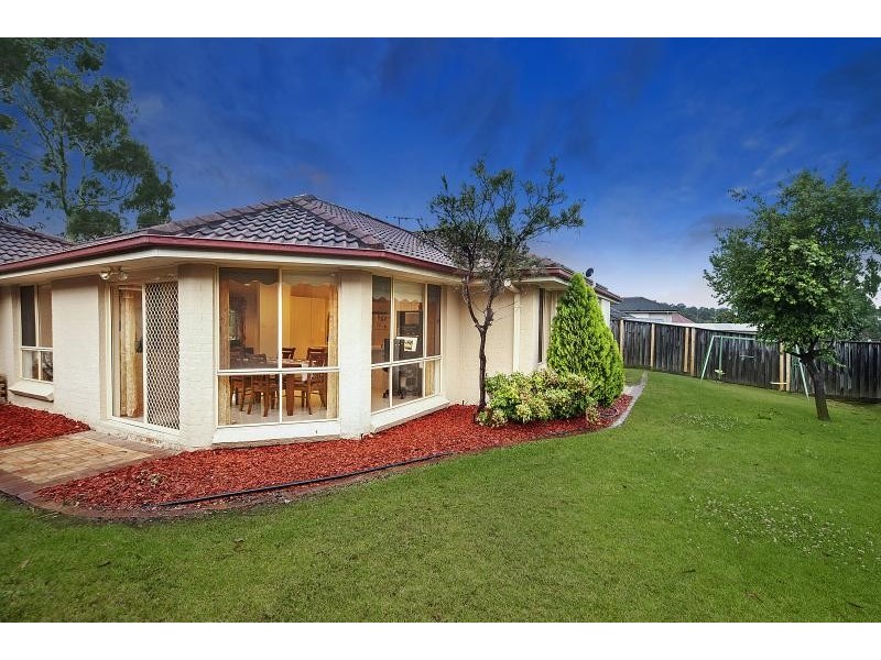 27 Perkins Drive, Kellyville NSW 2155