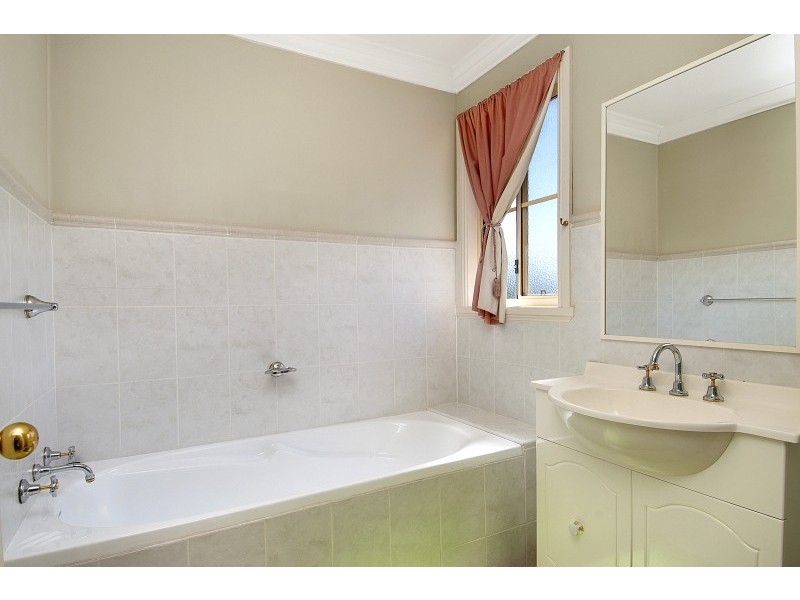 16 Tathra Place, Castle Hill NSW 2154