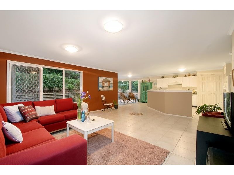 27 Roslyn Place, Cherrybrook NSW 2126