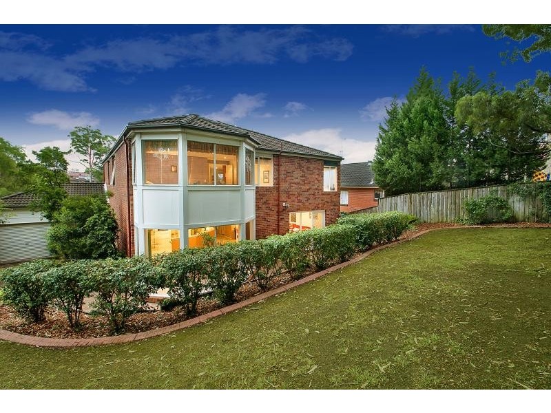 27 Roslyn Place, Cherrybrook NSW 2126