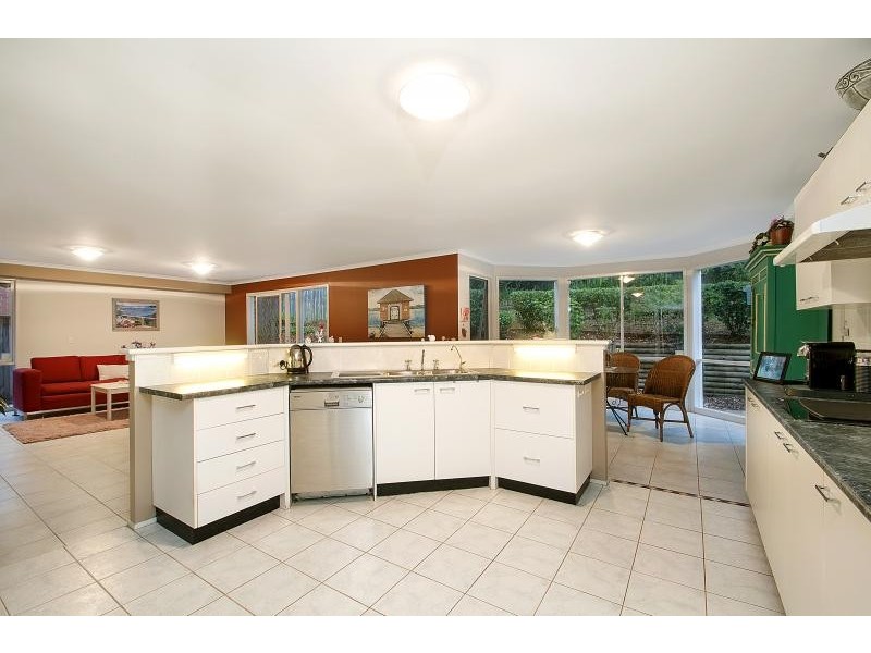 27 Roslyn Place, Cherrybrook NSW 2126