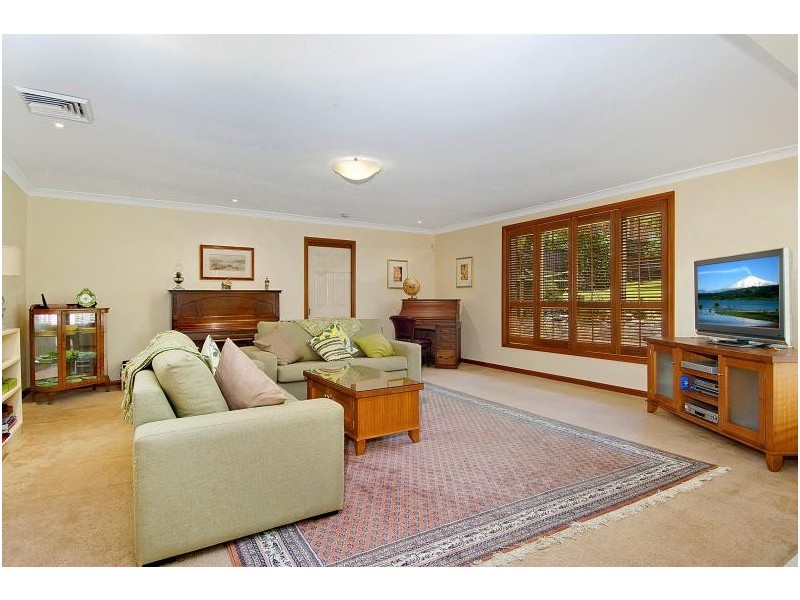 12 Westminster Drive, Castle Hill NSW 2154