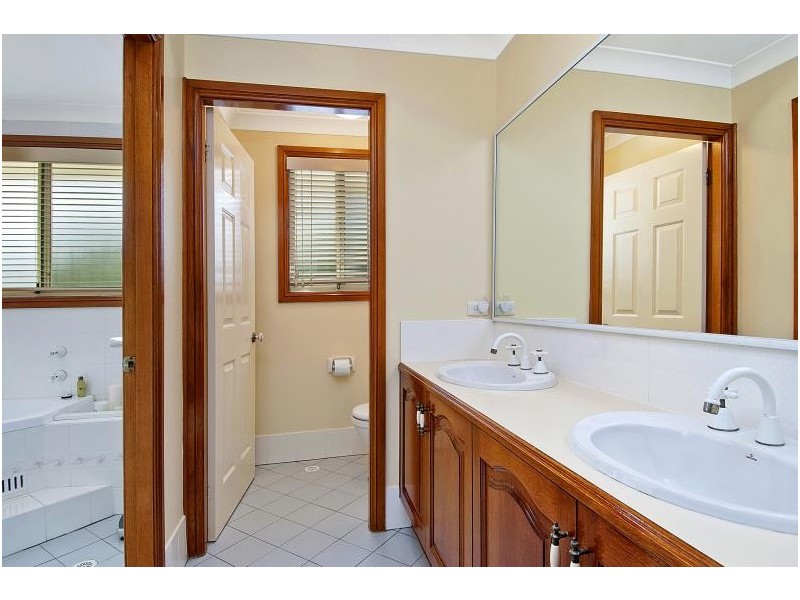 12 Westminster Drive, Castle Hill NSW 2154