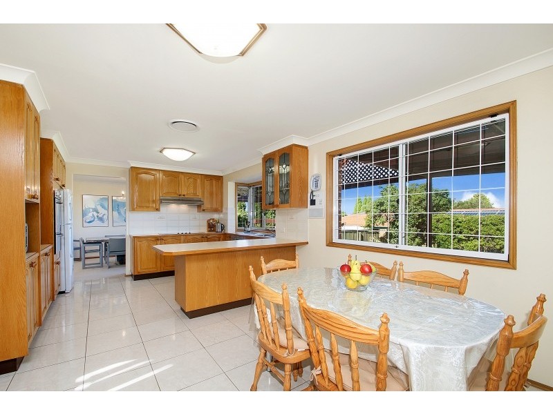 2 Erlestoke Place, Castle Hill NSW 2154