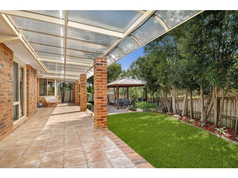 8 Rosedale Place, West Pennant Hills NSW 2125