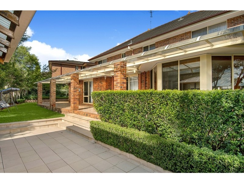 8 Rosedale Place, West Pennant Hills NSW 2125