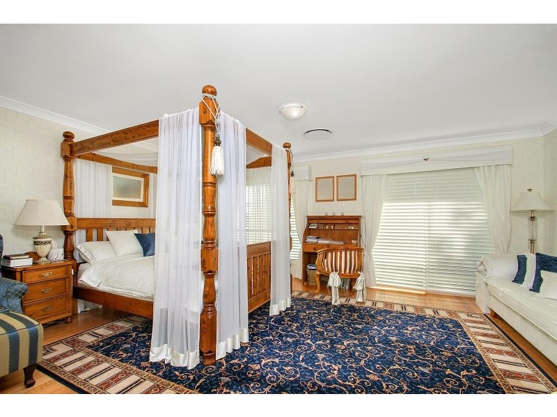 1 Churchwood Way, Castle Hill NSW 2154