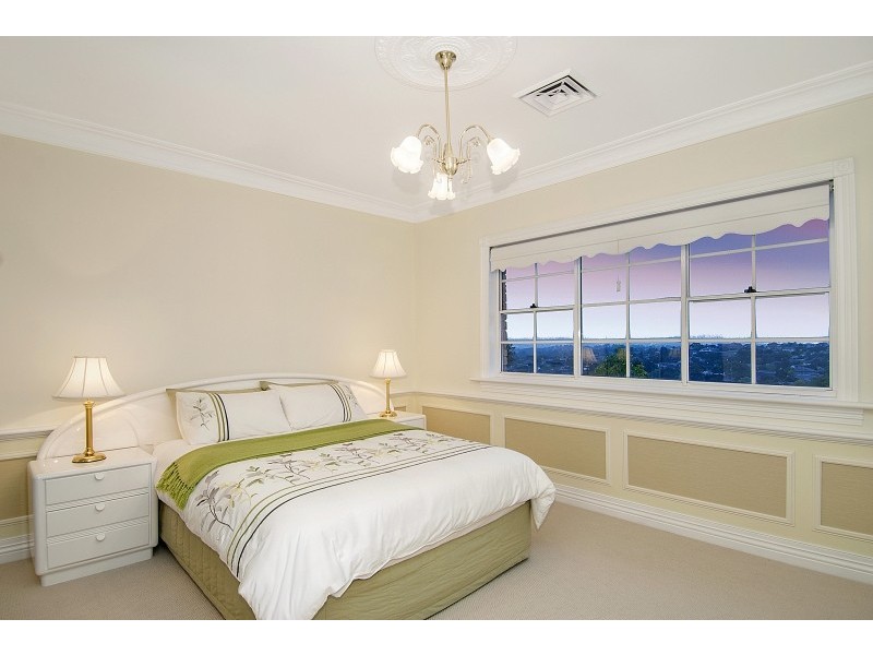6 Mary Helen Court, Baulkham Hills NSW 2153