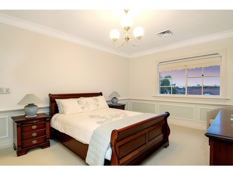 6 Mary Helen Court, Baulkham Hills NSW 2153