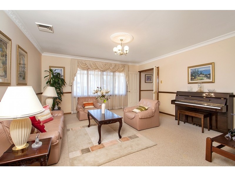 7 Broadoak Place, Castle Hill NSW 2154