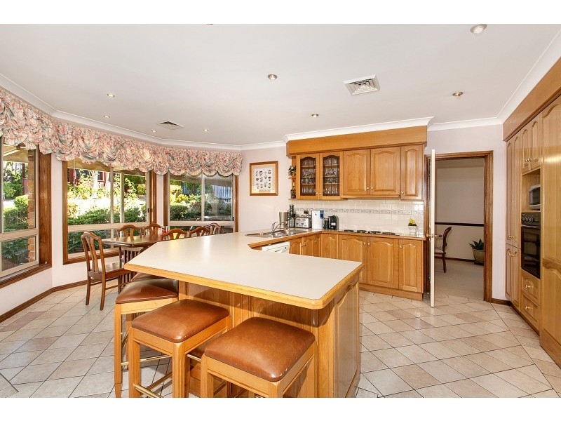 7 Broadoak Place, Castle Hill NSW 2154