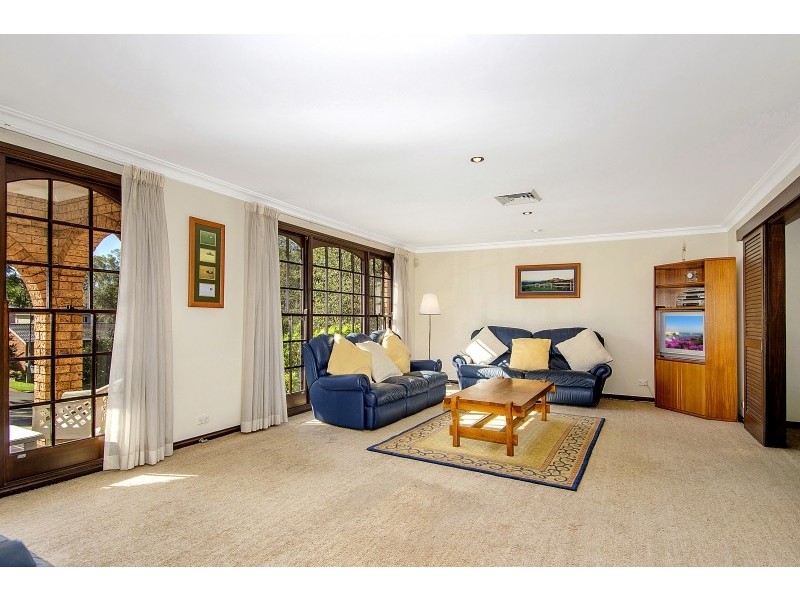 2 Kylie Crescent, West Pennant Hills NSW 2125