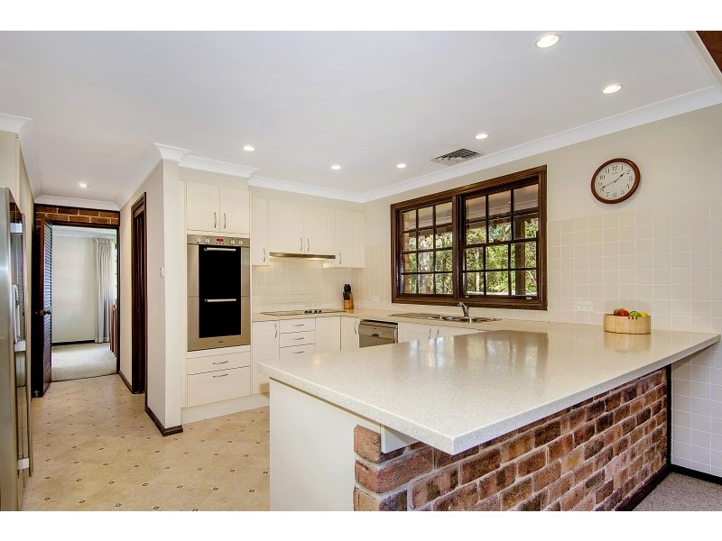 2 Kylie Crescent, West Pennant Hills NSW 2125