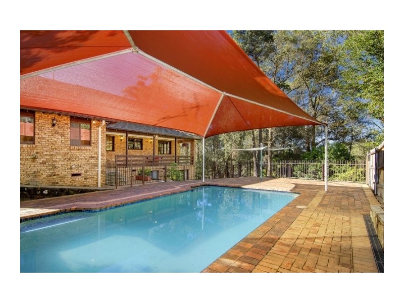 2 Kylie Crescent, West Pennant Hills NSW 2125