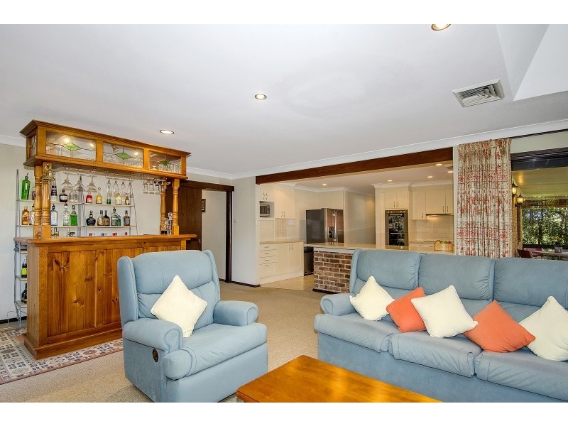 2 Kylie Crescent, West Pennant Hills NSW 2125