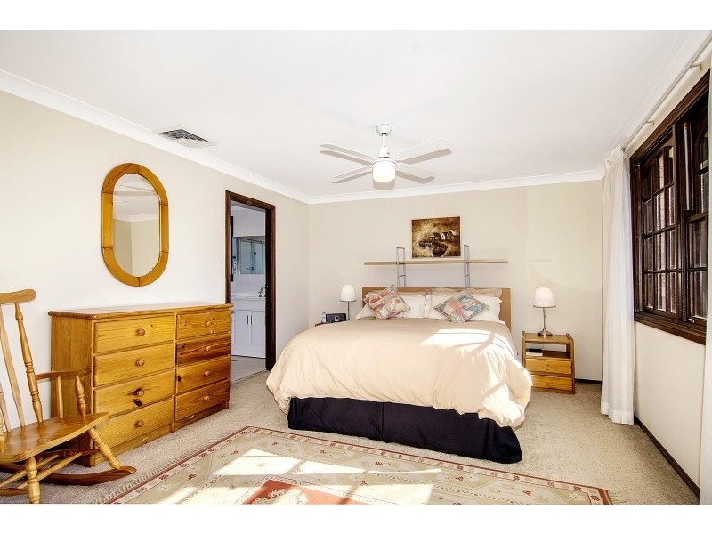 2 Kylie Crescent, West Pennant Hills NSW 2125