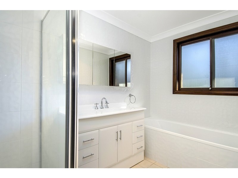 2 Kylie Crescent, West Pennant Hills NSW 2125