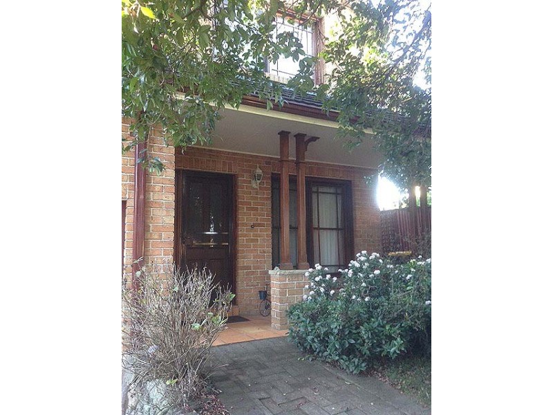 2/25 Chiswick Place, Cherrybrook NSW 2126