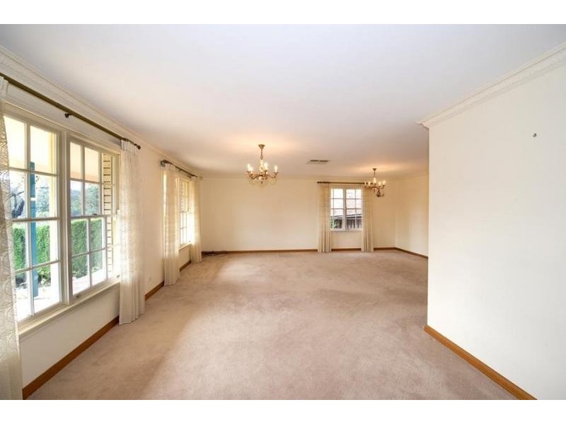 5 Anne William Drive, West Pennant Hills NSW 2125