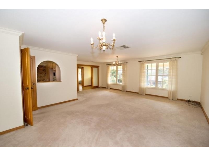 5 Anne William Drive, West Pennant Hills NSW 2125