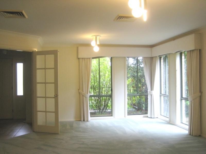 2 The Glade, West Pennant Hills NSW 2125