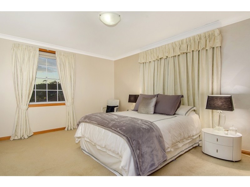 15 Blue Jay Court, West Pennant Hills NSW 2125