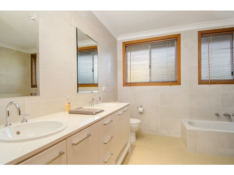 15 Blue Jay Court, West Pennant Hills NSW 2125