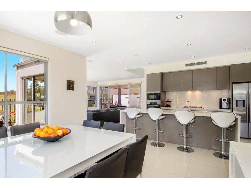 52 Central Park Avenue, Baulkham Hills NSW 2153