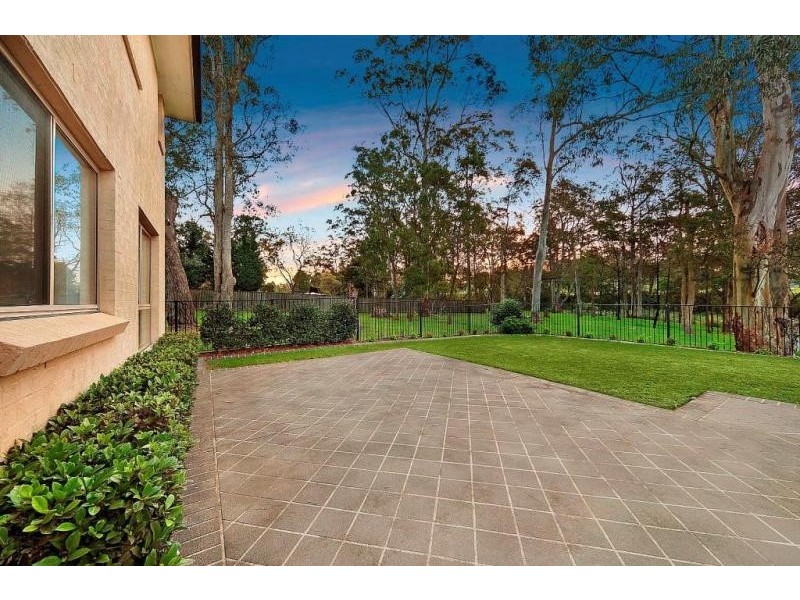 6 Ollie Place, Castle Hill NSW 2154