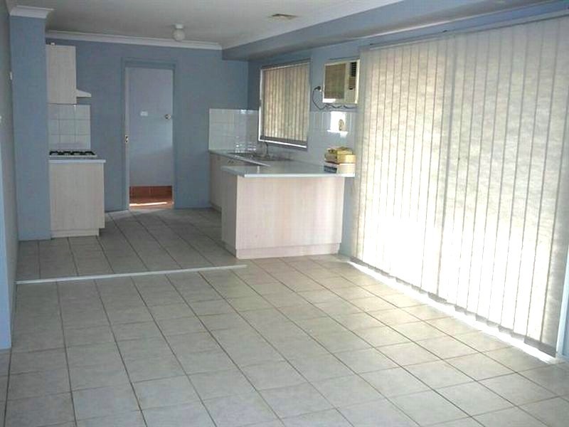 4 Bernard Place, Cherrybrook NSW 2126