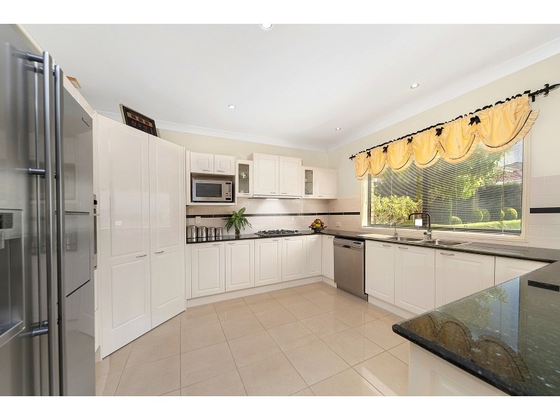 51 James Mileham Drive, Kellyville NSW 2155