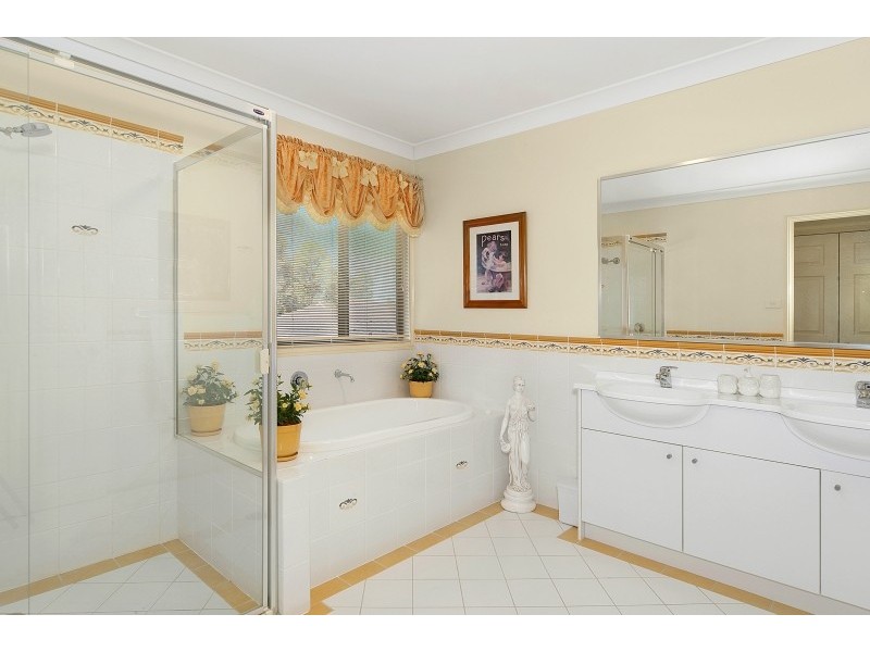 51 James Mileham Drive, Kellyville NSW 2155