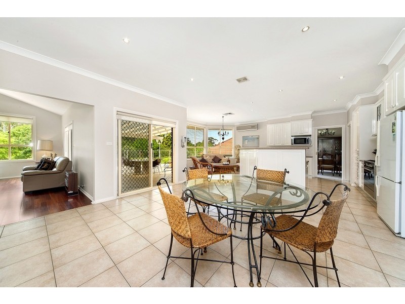 25 Larissa Avenue, West Pennant Hills NSW 2125