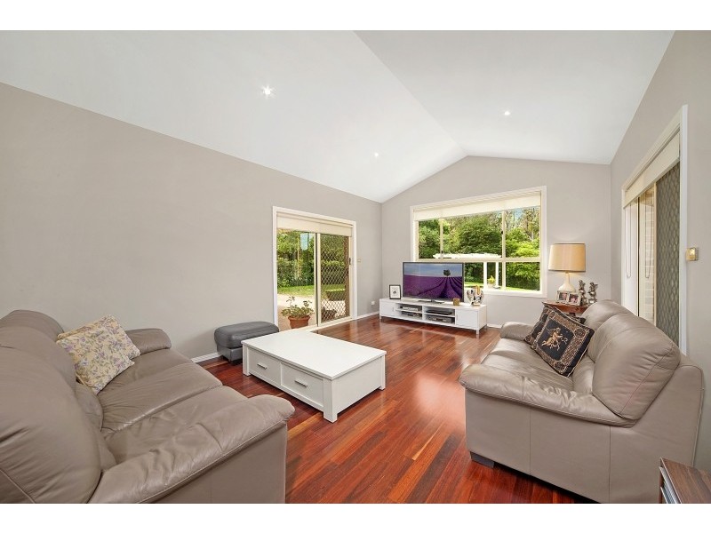 25 Larissa Avenue, West Pennant Hills NSW 2125