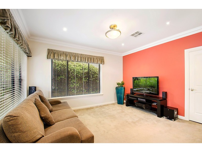 19 Brosnan Place, Castle Hill NSW 2154