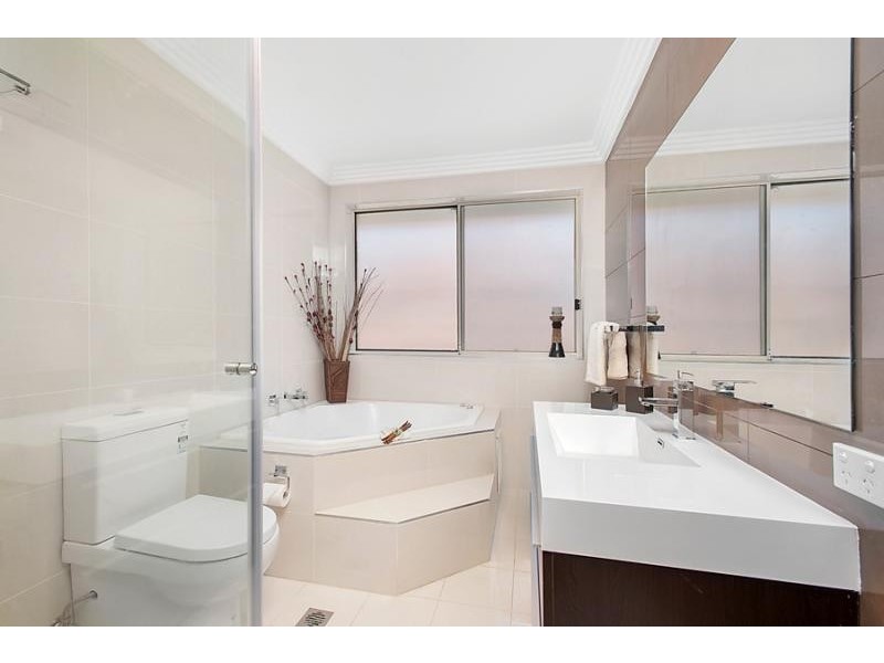 4 Orion Close, Castle Hill NSW 2154