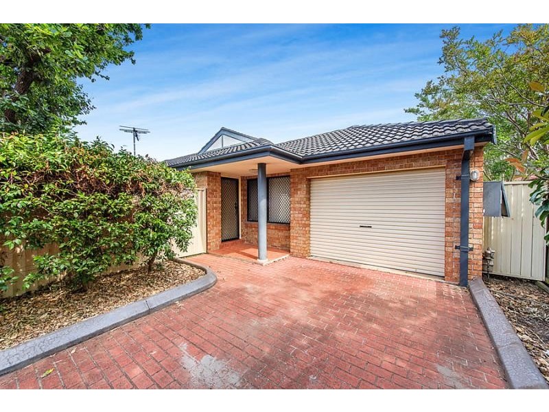 4/29 Girraween Road, Girraween NSW 2145