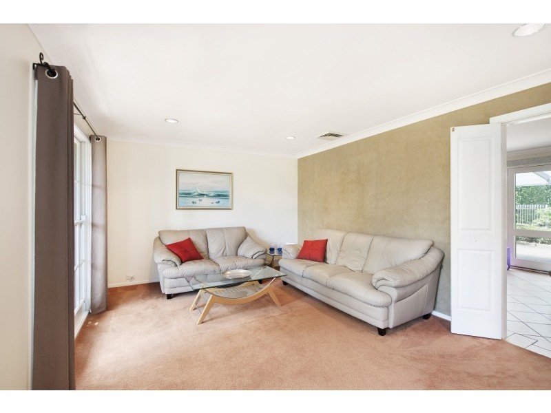 16 Dawes Avenue, Castle Hill NSW 2154