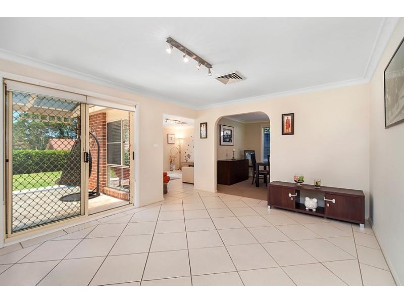 33 John Radley Avenue, Dural NSW 2158