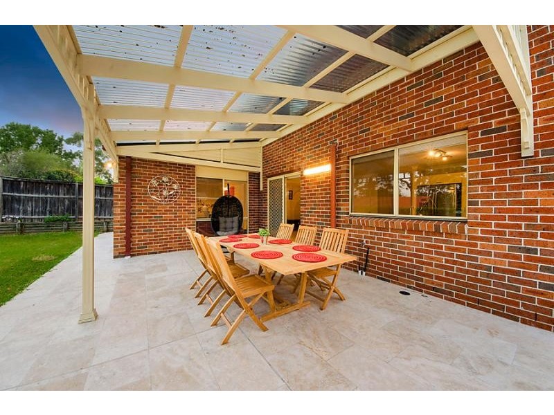 33 John Radley Avenue, Dural NSW 2158