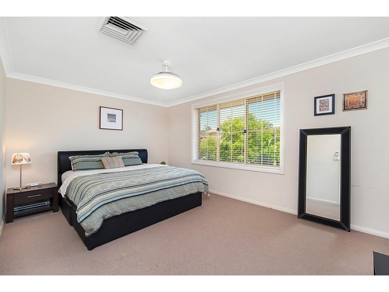 33 John Radley Avenue, Dural NSW 2158