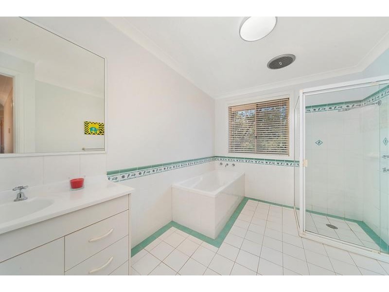 33 John Radley Avenue, Dural NSW 2158