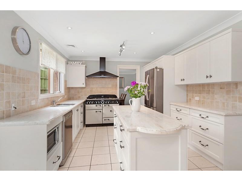 30 Candlebush Crescent, Castle Hill NSW 2154