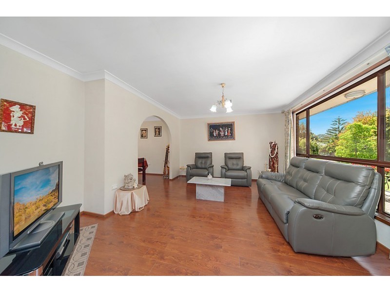 17 Edward Bennett Drive, Cherrybrook NSW 2126