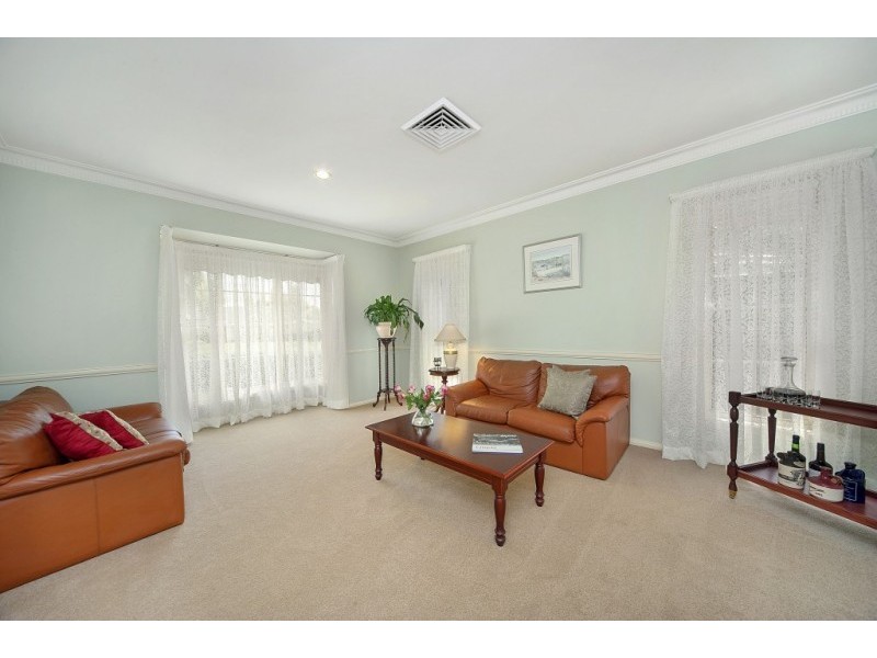 16 Mensa Place, Castle Hill NSW 2154