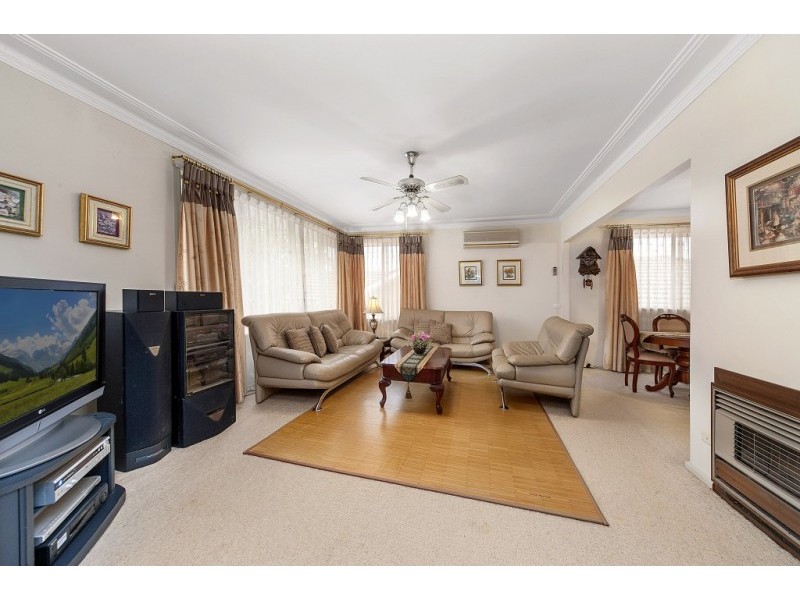11 Eaton Road, West Pennant Hills NSW 2125
