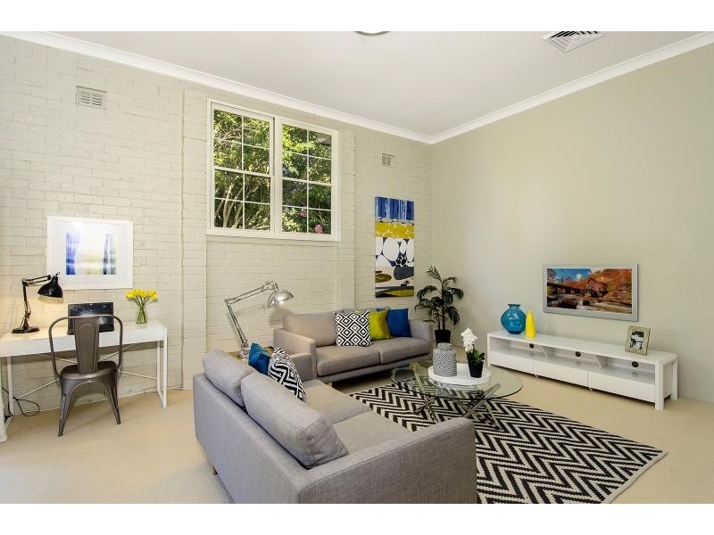 14 Lynstock Avenue, Castle Hill NSW 2154