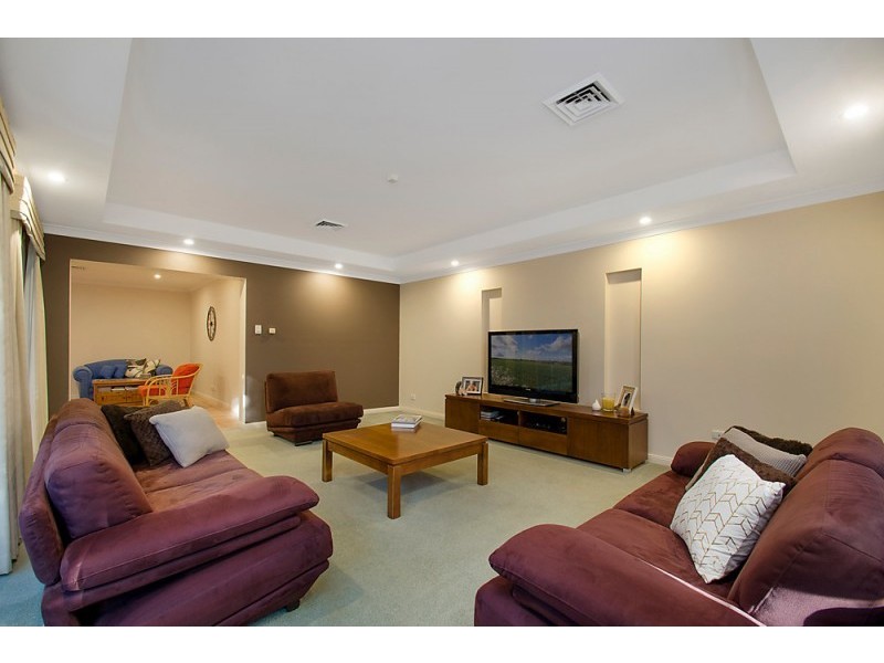 11 Lyndhurst Court, West Pennant Hills NSW 2125